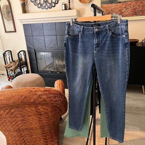 Judy Blue Jeans Womens Size 15/32 Blue Skinny Fit Medium Wash Stretch Denim - Picture 16 of 16